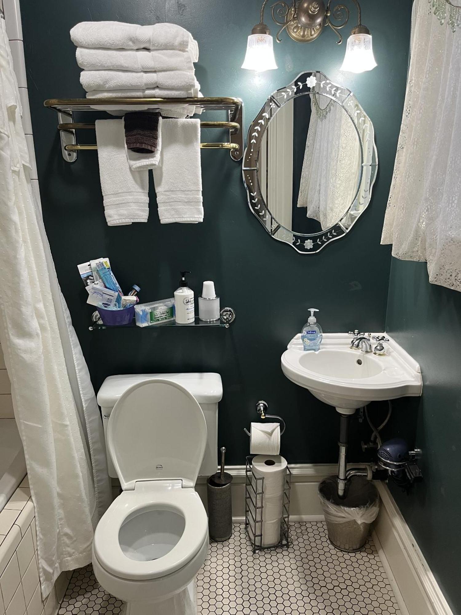 Winters Abbey House Inn (Adults Only) מראה חיצוני תמונה